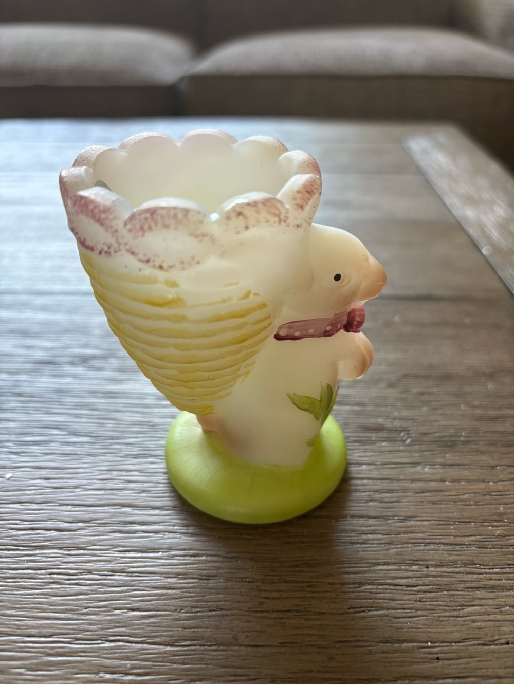Fenton Bunny Basket Egg Cup